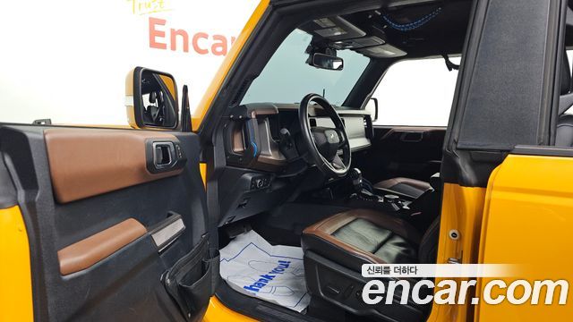 Ford Bronco 2022 — photo 13