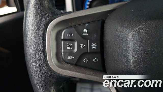 Ford Bronco 2022 — photo 22