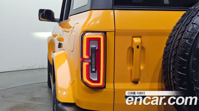 Ford Bronco 2022 — photo 9