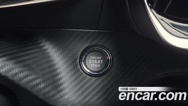 Peugeot 208 2022 — photo 23