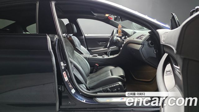 BMW 6-Series 2017 — photo 11