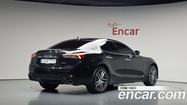 Maserati Ghibli 2021 — photo 2