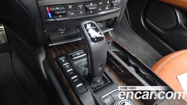Maserati Ghibli 2021 — photo 12