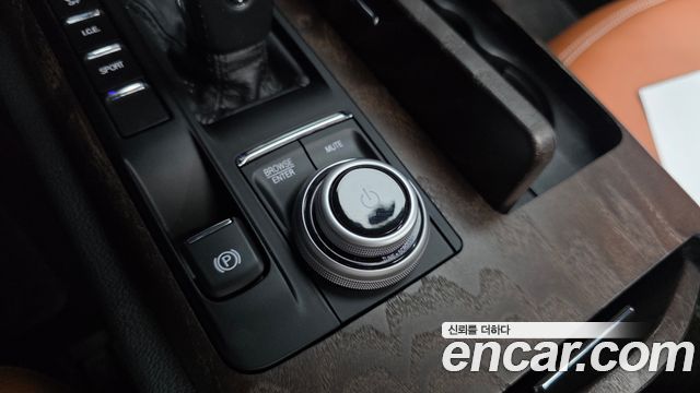 Maserati Ghibli 2021 — photo 25
