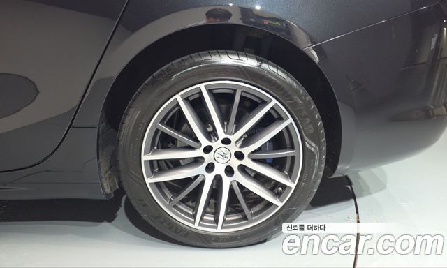 Maserati Ghibli 2021 — photo 7
