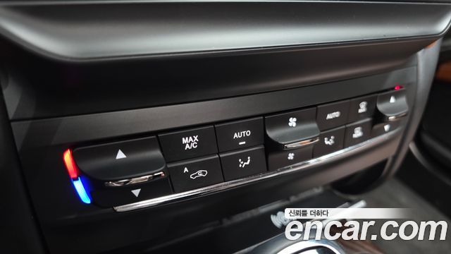 Maserati Ghibli 2021 — photo 33