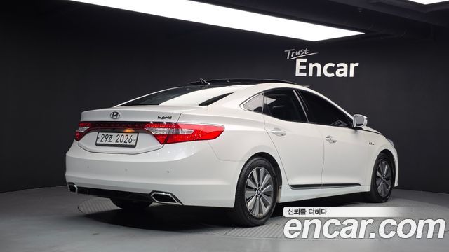 Hyundai Grandeur 2016 — photo 2