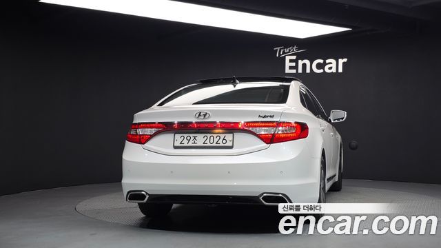 Hyundai Grandeur 2016 — photo 4
