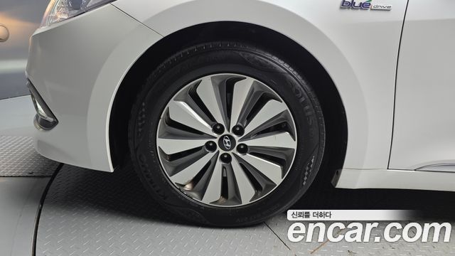Hyundai Grandeur 2016 — photo 5