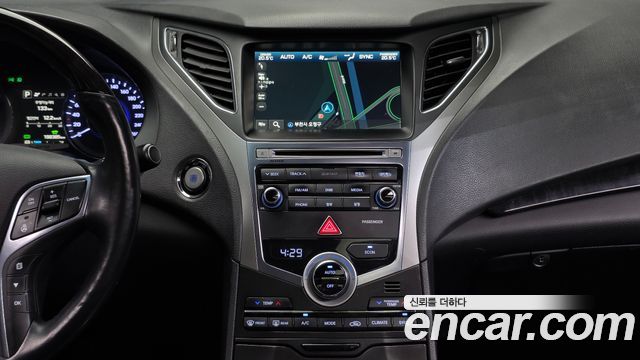 Hyundai Grandeur 2016 — photo 14