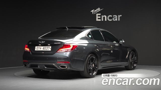 Genesis G70 2019 — photo 2