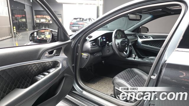 Genesis G70 2019 — photo 10