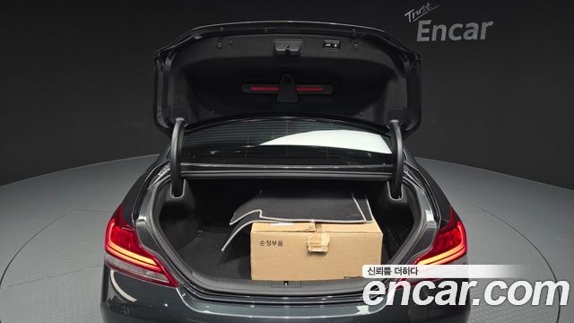 Genesis G70 2019 — photo 20