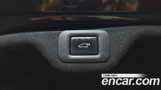 Lexus ES 2023 — photo 23