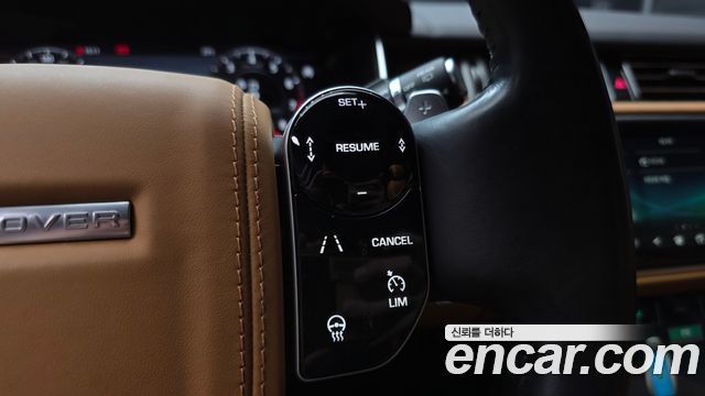 Land Rover Range Rover 2021 — photo 25