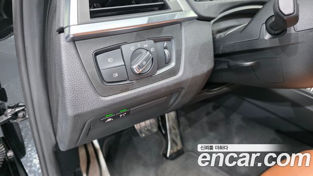 BMW 3-Series 2017 — photo 24