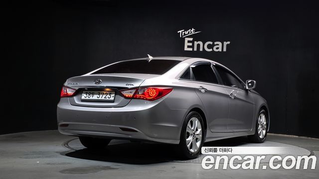 Hyundai Sonata 2012 — photo 2