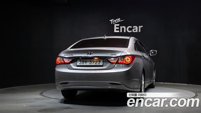 Hyundai Sonata 2012 — photo 4