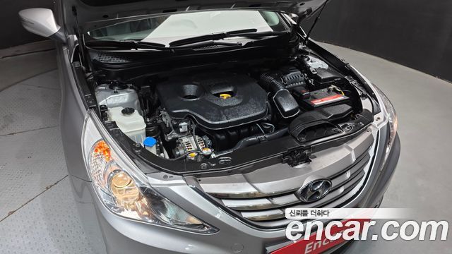 Hyundai Sonata 2012 — photo 6
