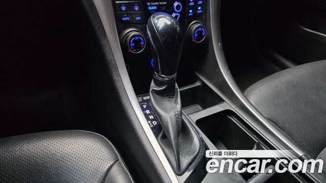 Hyundai Sonata 2012 — photo 12
