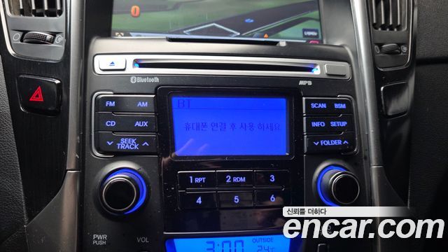 Hyundai Sonata 2012 — photo 22