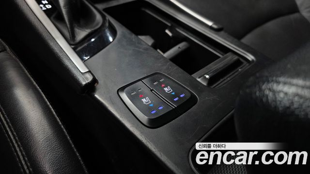 Hyundai Sonata 2012 — photo 23