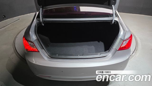 Hyundai Sonata 2012 — photo 31