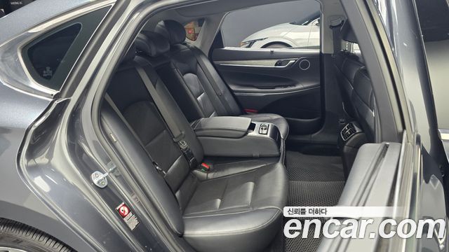 Hyundai Grandeur 2018 — photo 16