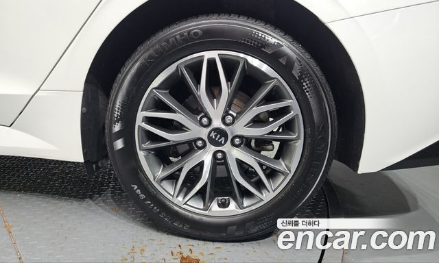 Kia K5 2021 — photo 7