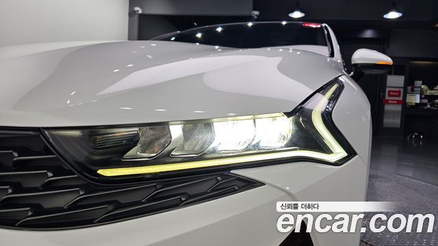 Kia K5 2021 — photo 8
