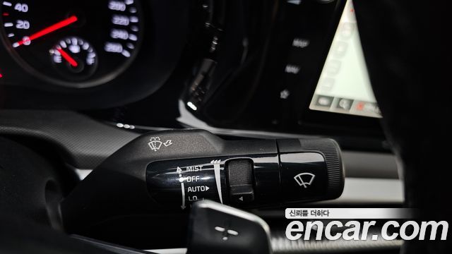 Kia K5 2021 — photo 28