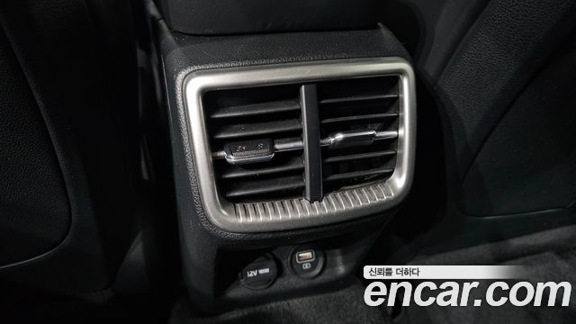 Kia K5 2021 — photo 32