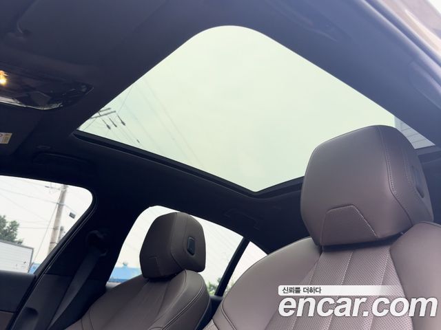 BMW 5-Series 2026 — photo 16