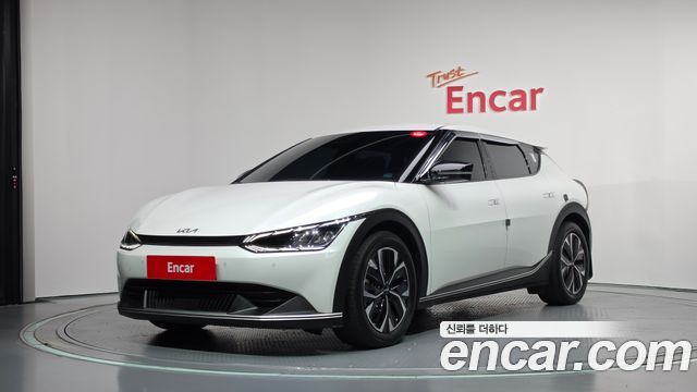Kia EV6 2023 — photo 1