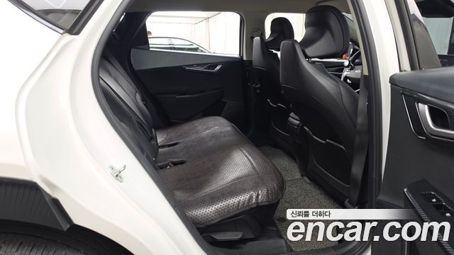 Kia EV6 2023 — photo 12