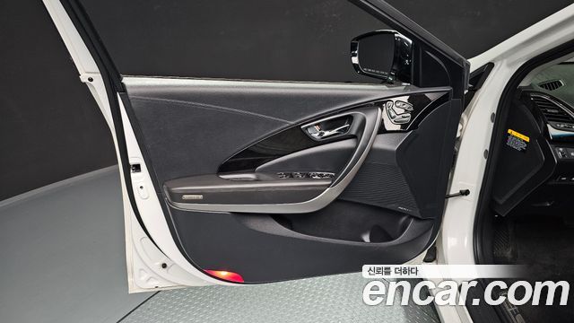 Hyundai Grandeur 2014 — photo 14