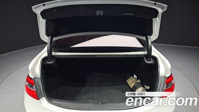 Hyundai Grandeur 2014 — photo 35