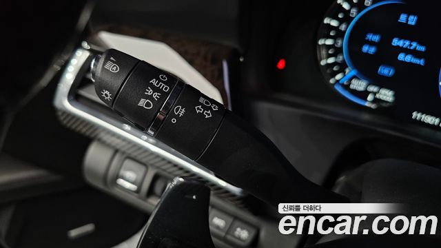 Cadillac CT6 2017 — photo 27