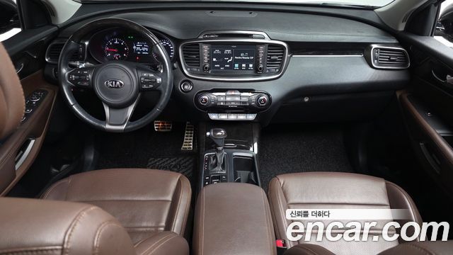 Kia Sorento 2017 — photo 10