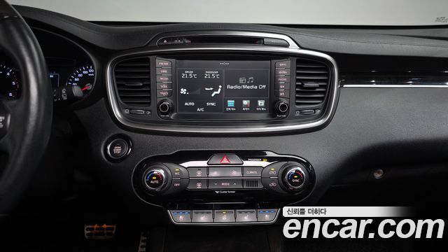 Kia Sorento 2017 — photo 20