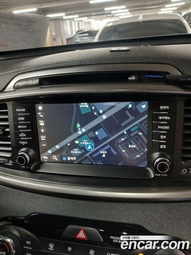 Kia Sorento 2017 — photo 22