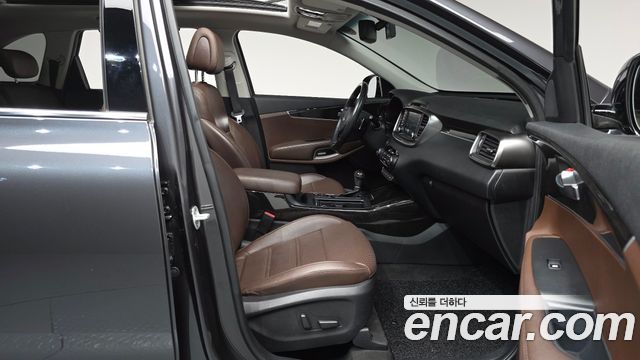 Kia Sorento 2017 — photo 16