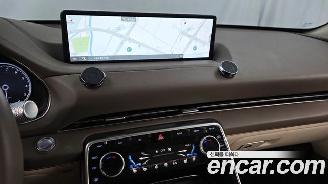 Genesis GV80 2022 — photo 13