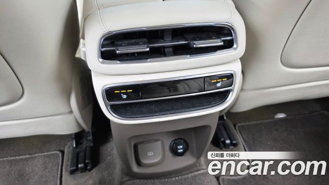 Genesis GV80 2022 — photo 18