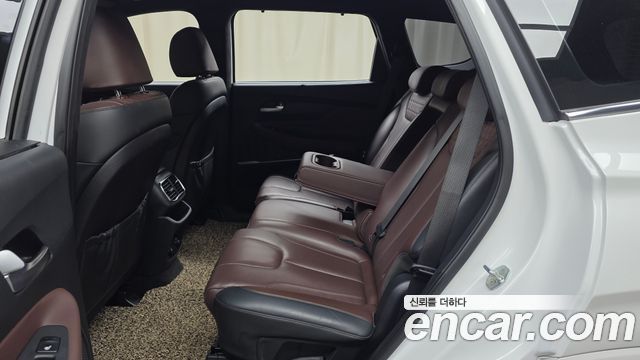 Hyundai Santafe 2020 — photo 18