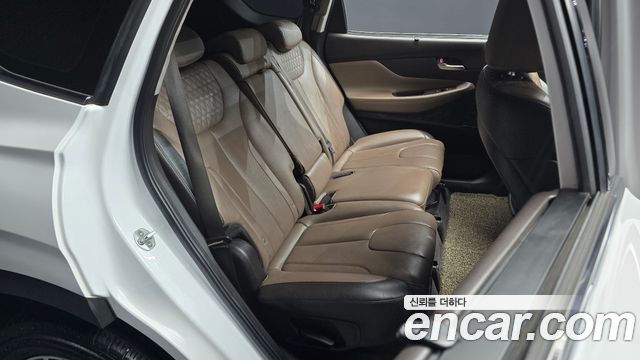 Hyundai Santafe 2020 — photo 17
