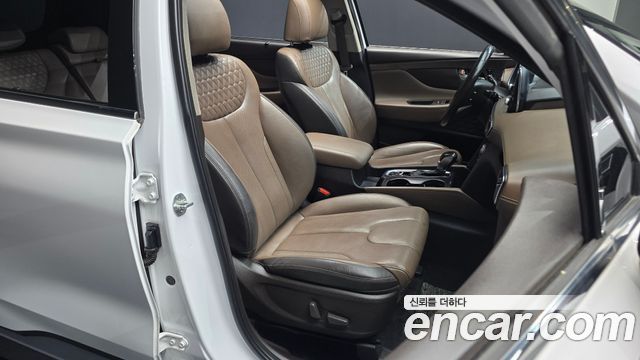Hyundai Santafe 2020 — photo 16