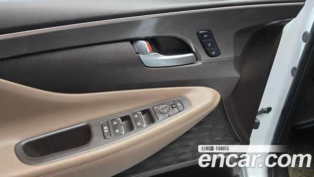 Hyundai Santafe 2020 — photo 28