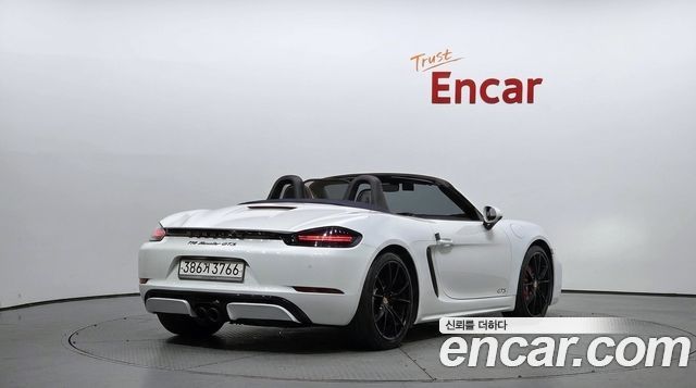 Porsche 718 2018 — photo 2