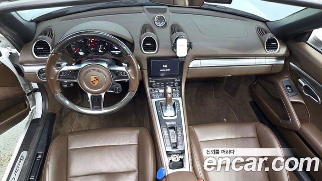 Porsche 718 2018 — photo 7